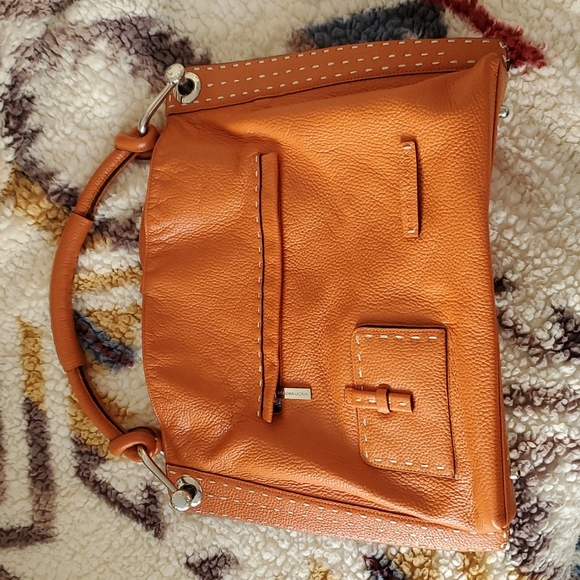 BCBGMaxAzria Handbags - QUICK SALE PRICE🔥VINTAGE🔥BCBG MAX AZAZRIA🔥NWOT🔥